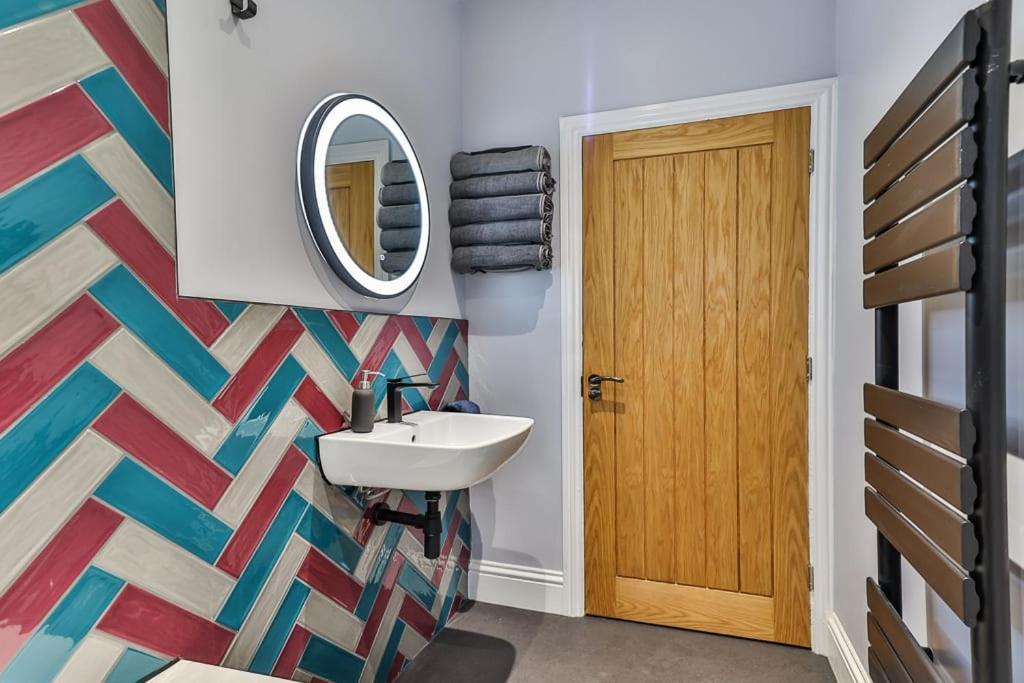 Luxury Spacious Pad With Games Room Sheffield Exterior foto